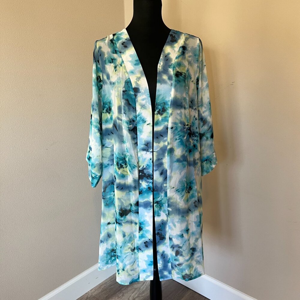 Avenue Kimono Over piece - Blue Floral - Size 14/16 Plus